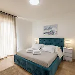 Apt With Best Rated Breakfast Zap B&B