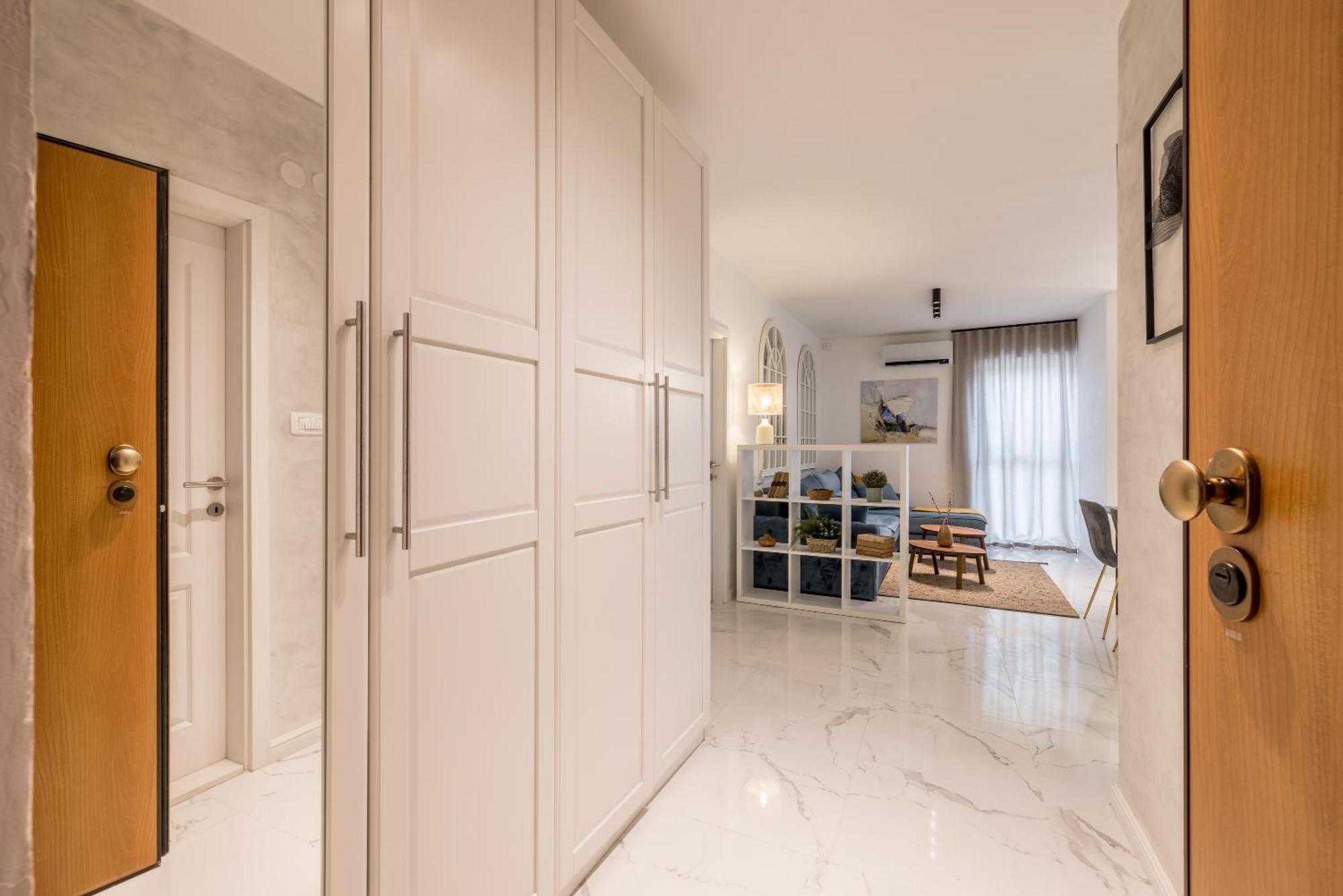Appartement With Rated Breakfast Zap *